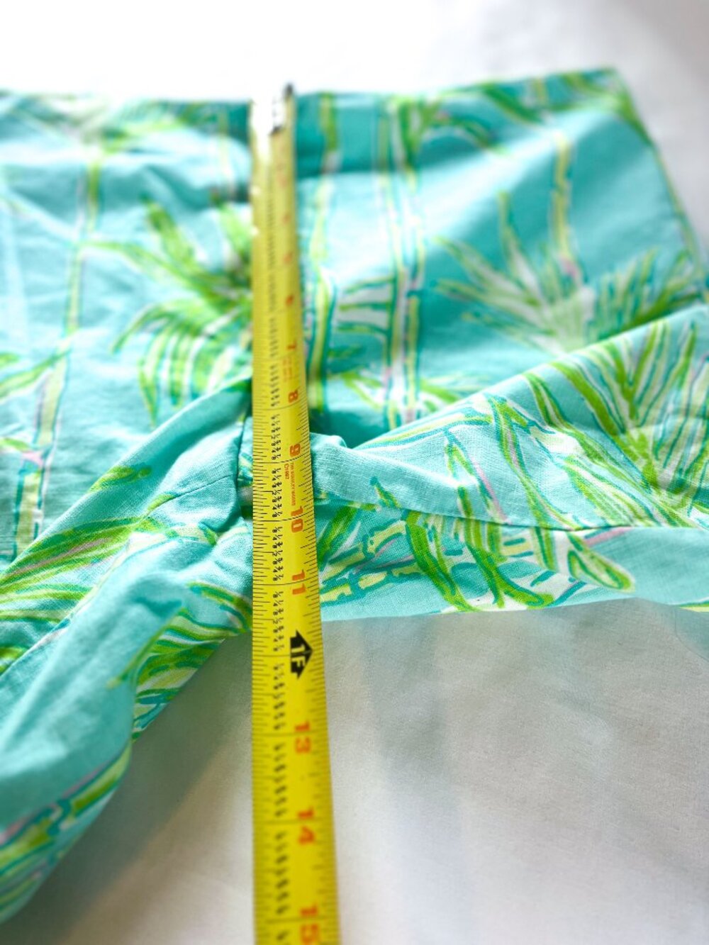 Lilly Pulitzer Resort Fit Bamboo Palm Shorts Side Zip 10" Inseam Cotton Size 12 - Picture 6 of 9